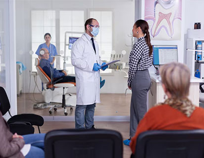 Hospitals & Clinics Hospitals & Clinics